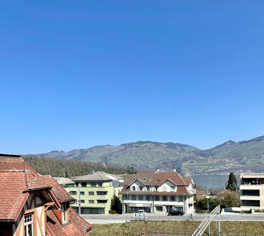 Studio Bahnhof Spiez Appartamento Esterno foto